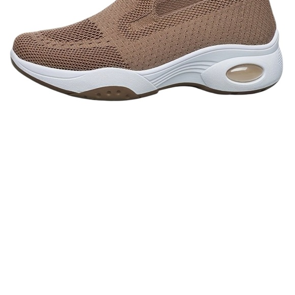 New Light Brown Women’s Comfortable Mesh Slip On Walking Shoe 9 - Picture 5 of 6